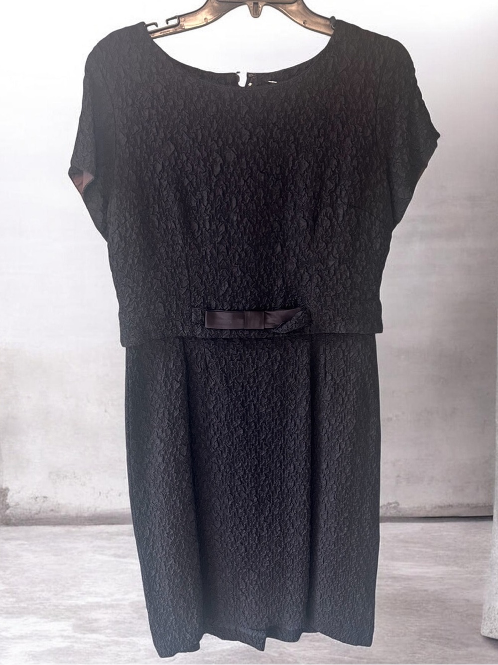 Vintage 50’s Black Midi dress W Waist bow. 39” inches . 22” pit to pit